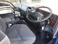 いすゞフォワードクレーン4段増トン（6t・8t）[写真29]