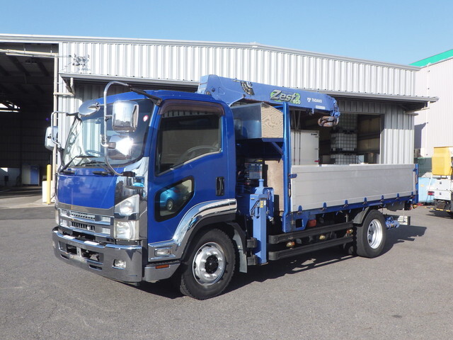 いすゞフォワードクレーン4段増トン（6t・8t）[写真03]