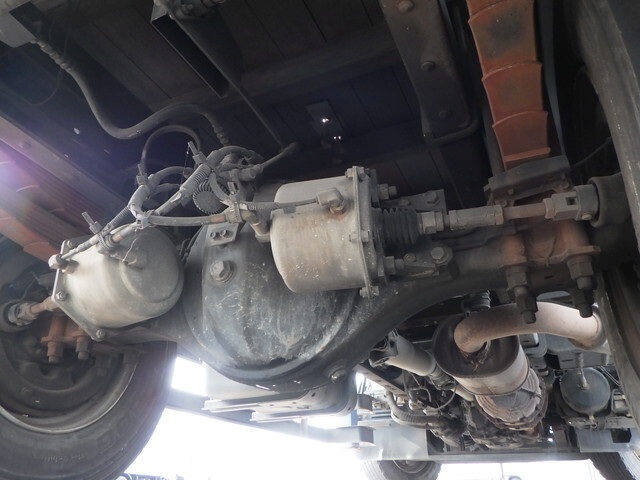 いすゞフォワードクレーン4段増トン（6t・8t）[写真30]