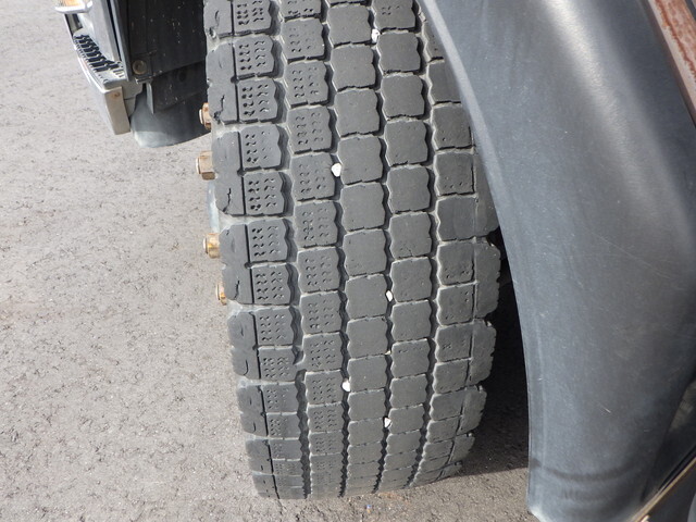 いすゞフォワードクレーン4段増トン（6t・8t）[写真35]