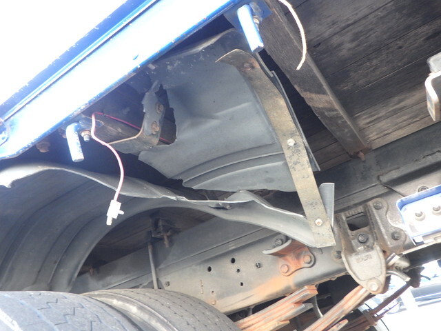 いすゞフォワードクレーン4段増トン（6t・8t）[写真40]