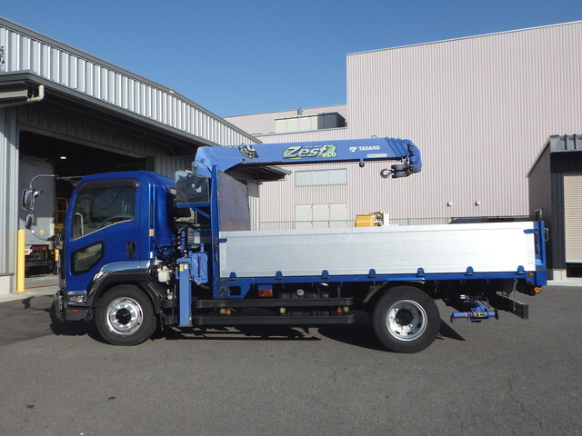 いすゞフォワードクレーン4段増トン（6t・8t）[写真06]