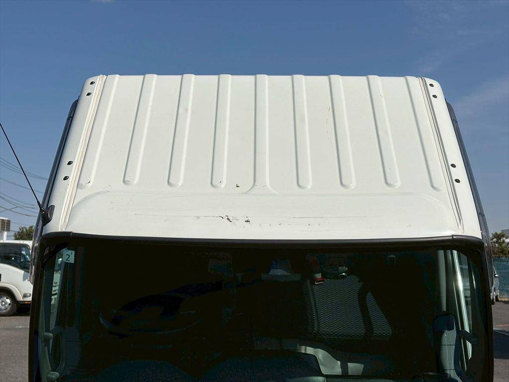 日野デュトロ平ボディ小型（2t・3t）[写真16]