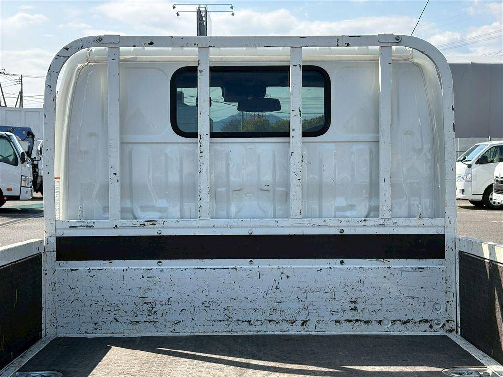 日野デュトロ平ボディ小型（2t・3t）[写真05]