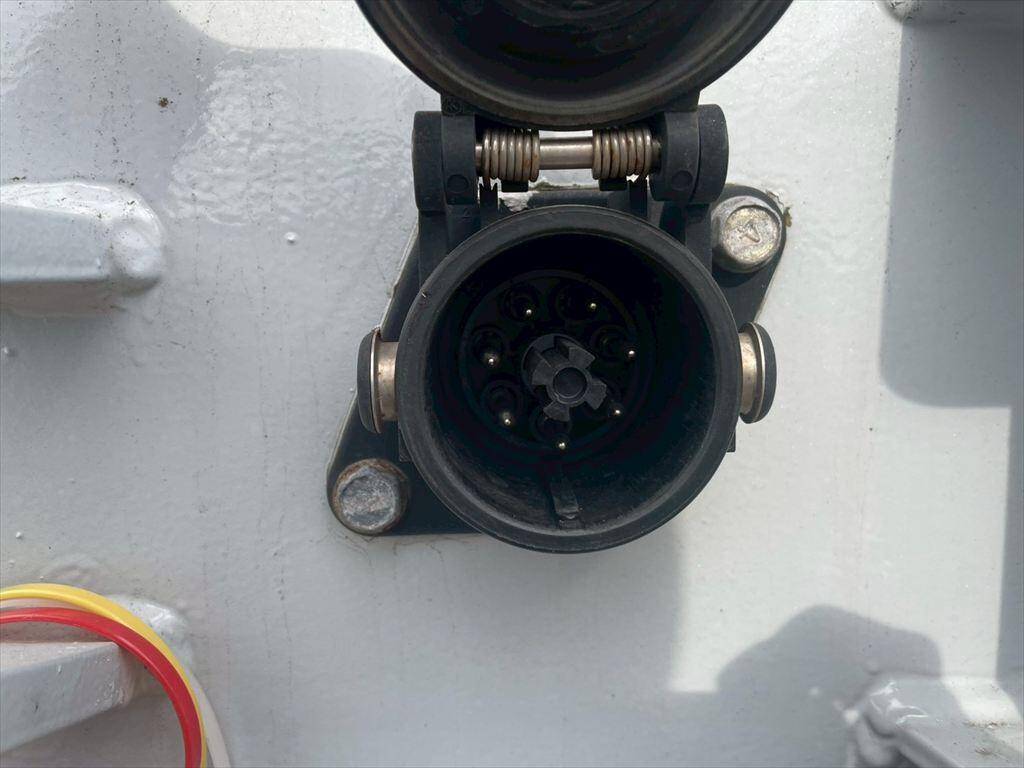 その他のメーカーその他の車種トレーラー（セミトレーラー）大型（10t）[写真14]