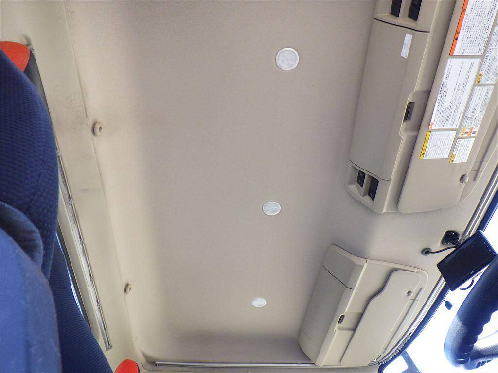 日野レンジャーミキサー車（コンクリートミキサー）増トン（6t・8t）[写真24]