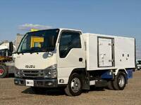 いすゞエルフ冷凍車（冷蔵車）小型（2t・3t）[写真01]