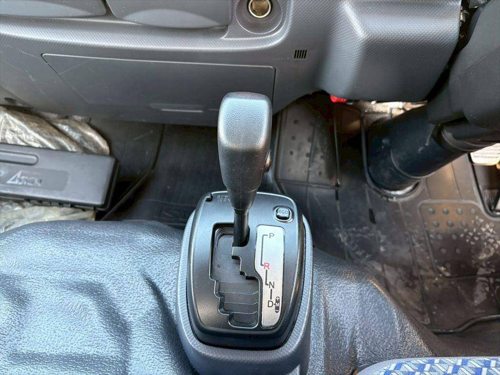 いすゞエルフ冷凍車（冷蔵車）小型（2t・3t）[写真20]