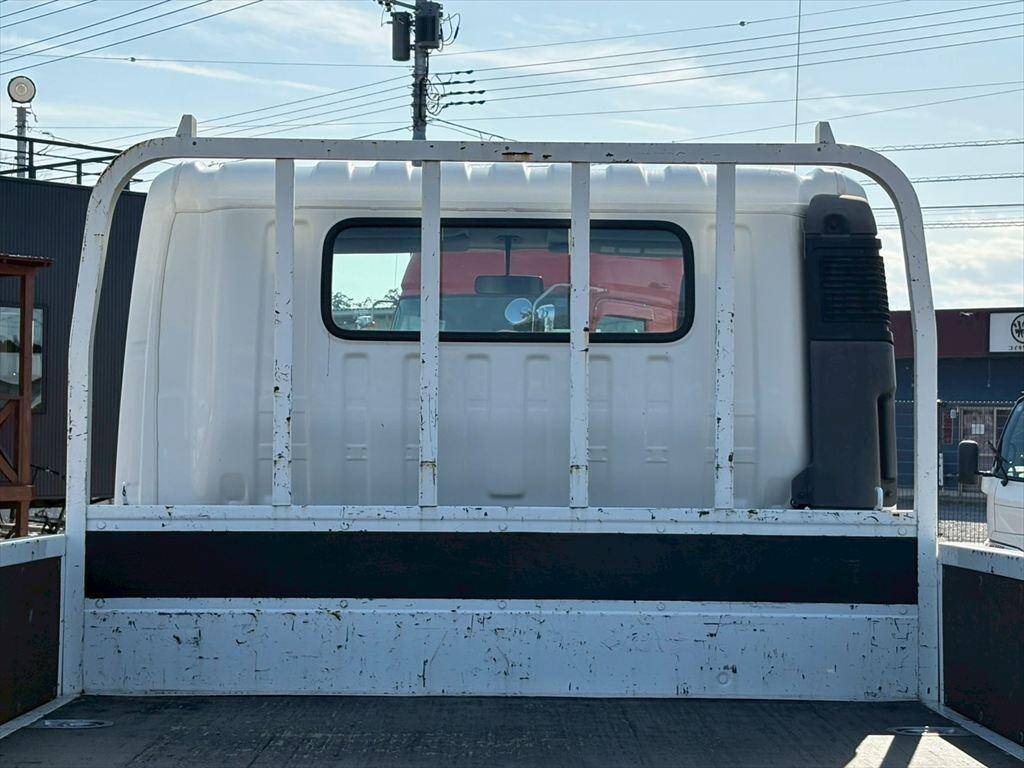 日野デュトロ平ボディ小型（2t・3t）[写真07]