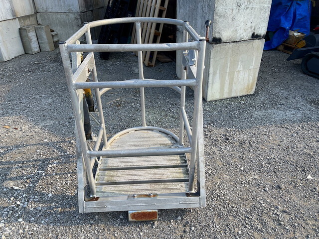 マエダその他の車種カニクレーン（クローラークレーン）[写真24]