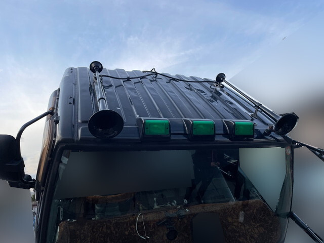 日野レンジャークレーン4段増トン（6t・8t）[写真05]