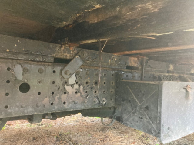 三菱ふそうキャンター平ボディ小型（2t・3t）[写真14]