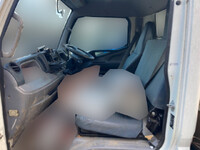 三菱ふそうキャンター平ボディ小型（2t・3t）[写真19]