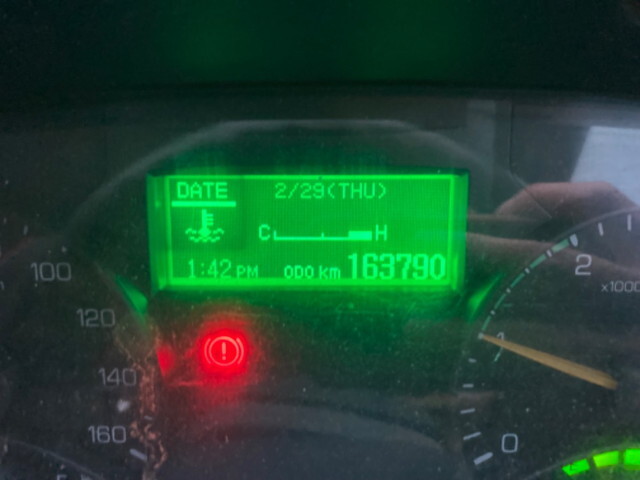 三菱ふそうキャンター平ボディ小型（2t・3t）[写真24]