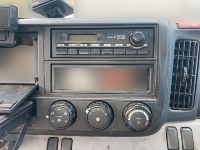 三菱ふそうキャンター平ボディ小型（2t・3t）[写真27]