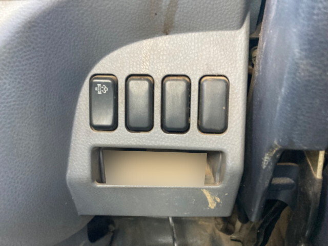 三菱ふそうキャンター平ボディ小型（2t・3t）[写真29]