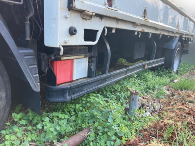 三菱ふそうキャンター平ボディ小型（2t・3t）[写真07]