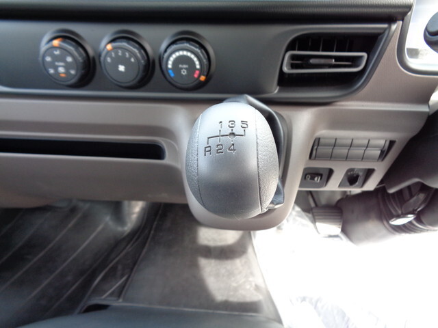 三菱ふそうキャンター深ダンプ（土砂禁ダンプ）小型（2t・3t）[写真31]