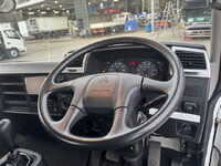 三菱ふそうファイタークレーン4段中型（4t）[写真15]