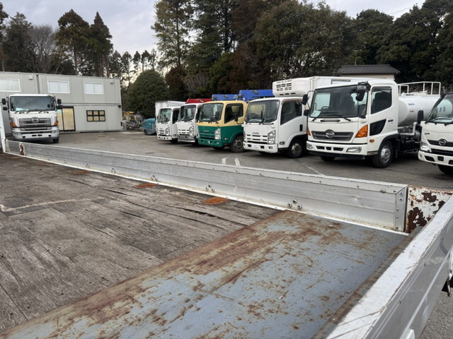 三菱ふそうファイタークレーン4段中型（4t）[写真17]