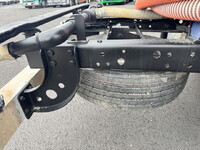 いすゞフォワード散水車増トン（6t・8t）[写真32]