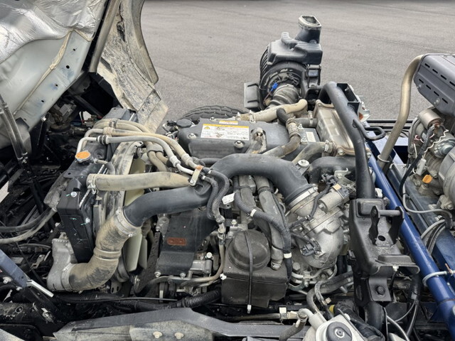 いすゞフォワード散水車増トン（6t・8t）[写真34]