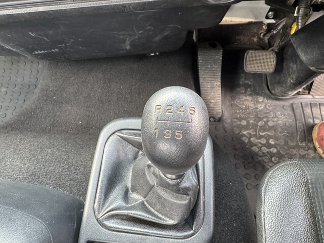 三菱ふそうファイタークレーン4段中型（4t）[写真22]