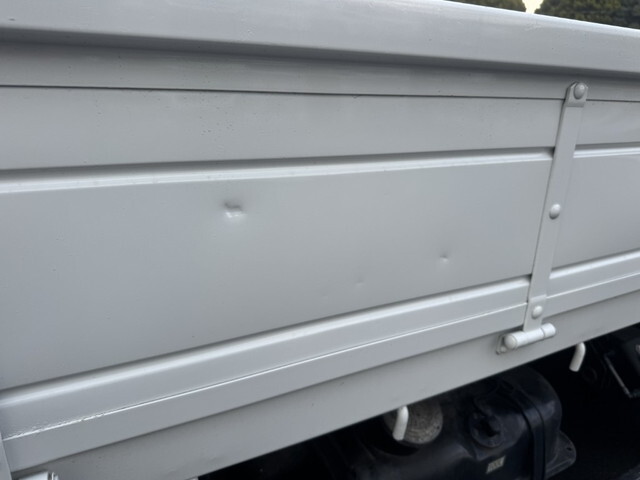 三菱ふそうファイタークレーン4段中型（4t）[写真37]