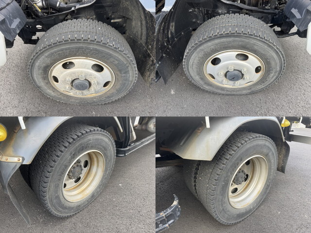 三菱ふそうファイタークレーン4段中型（4t）[写真39]