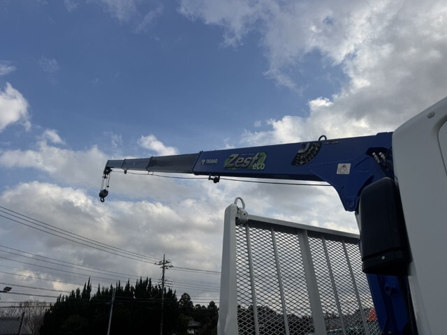 三菱ふそうファイタークレーン4段中型（4t）[写真09]