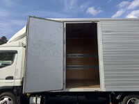 三菱ふそうキャンターアルミバン小型（2t・3t）[写真16]