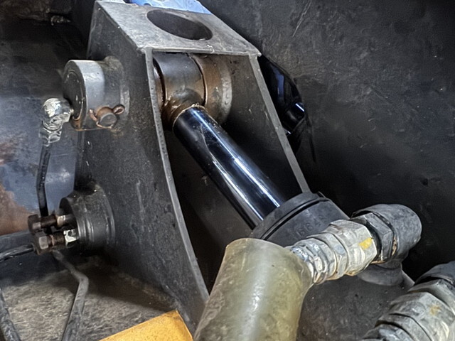 いすゞエルフパッカー車（塵芥車）小型（2t・3t）[写真17]