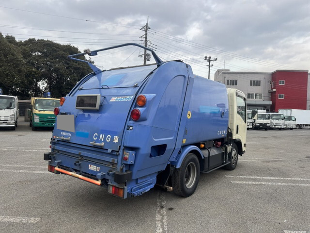 いすゞエルフパッカー車（塵芥車）小型（2t・3t）[写真02]