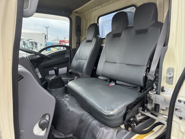 いすゞエルフパッカー車（塵芥車）小型（2t・3t）[写真28]