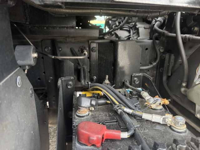 いすゞエルフパッカー車（塵芥車）小型（2t・3t）[写真37]