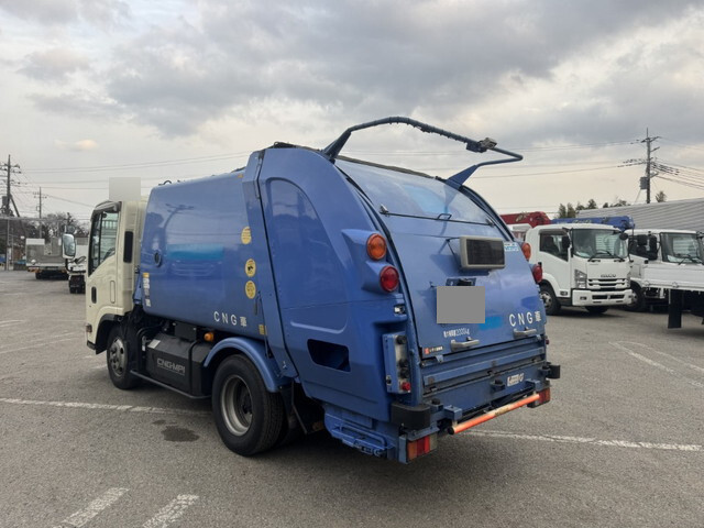 いすゞエルフパッカー車（塵芥車）小型（2t・3t）[写真04]