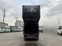 いすゞエルフパッカー車（塵芥車）小型（2t・3t）[写真10]