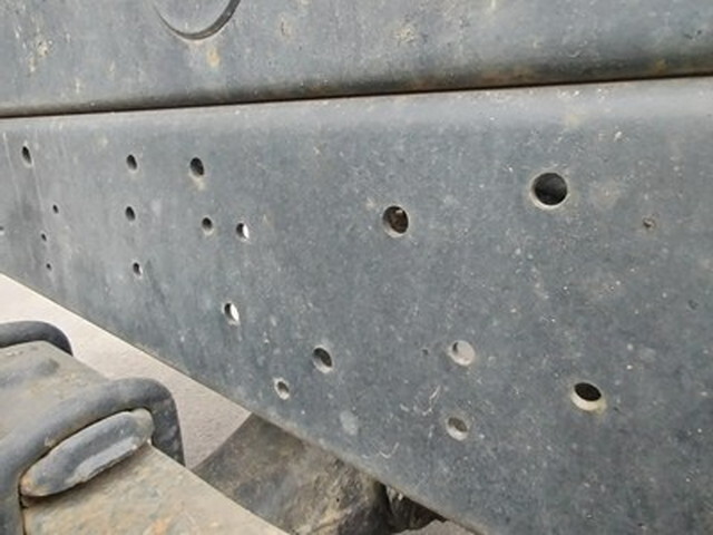 いすゞフォワードダンプ中型（4t）[写真11]