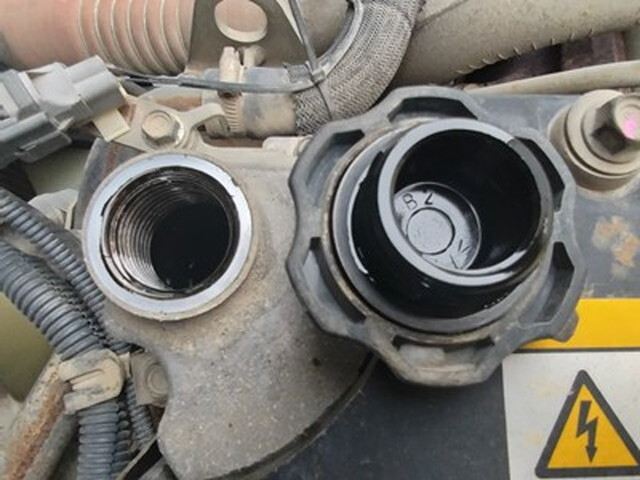 いすゞフォワードダンプ中型（4t）[写真20]