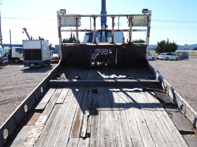 いすゞフォワードセーフティクレーン4段増トン（6t・8t）[写真20]