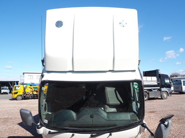 トヨタトヨエースアルミバン小型（2t・3t）[写真10]