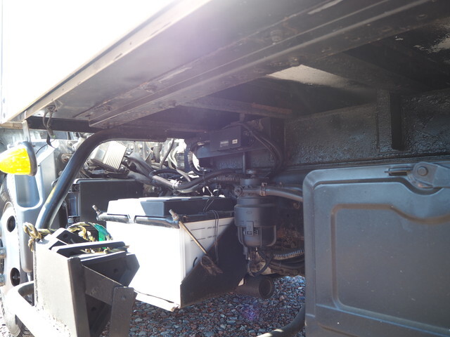 トヨタトヨエースアルミバン小型（2t・3t）[写真26]