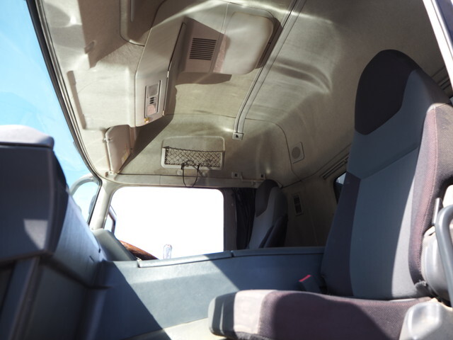 三菱ふそうスーパーグレートダンプ大型（10t）[写真32]