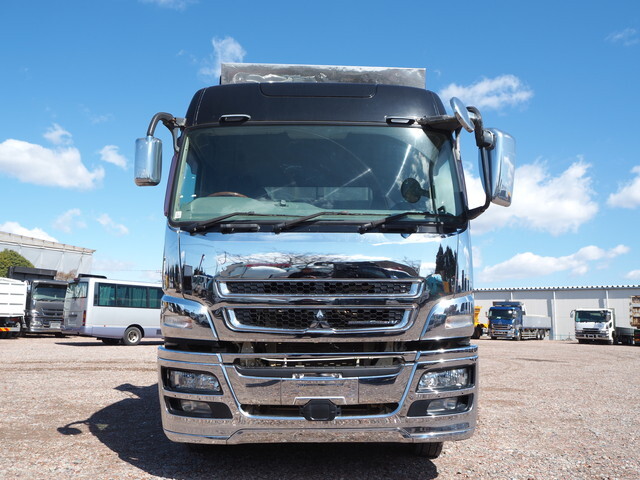 三菱ふそうスーパーグレートダンプ大型（10t）[写真08]