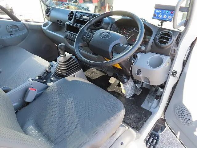 トヨタダイナパッカー車（塵芥車）小型（2t・3t）[写真09]