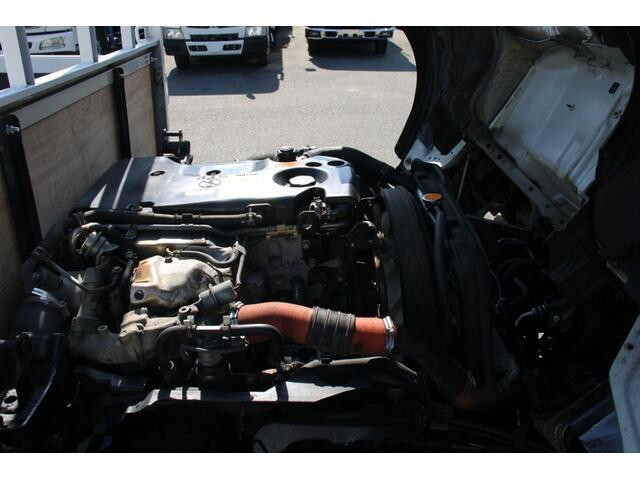 いすゞエルフ平ボディ小型（2t・3t）[写真11]