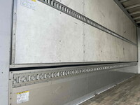 三菱ふそうファイターアルミウイング中型（4t）[写真12]