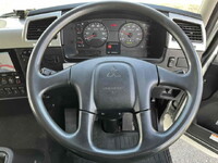 三菱ふそうファイターアルミウイング中型（4t）[写真34]