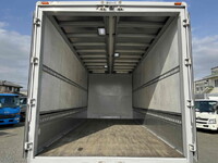 三菱ふそうファイターアルミウイング中型（4t）[写真10]