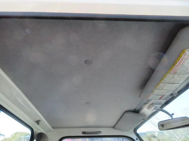 いすゞエルフクレーン3段小型（2t・3t）[写真16]